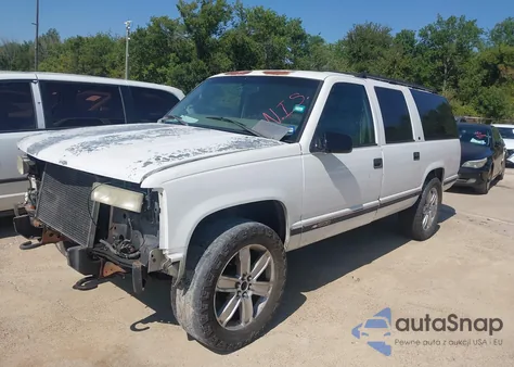 1999 Chevrolet Suburban 1500 Lt z USA, uszkodzony, nr VIN 1GNFK16R2XJ491229